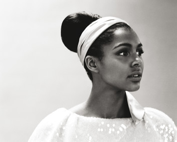 Default_photo04_gravity a_300